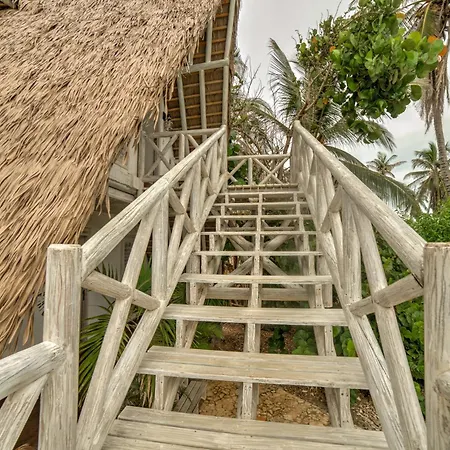 Isla Matamba Isla Grande (Cartagena)