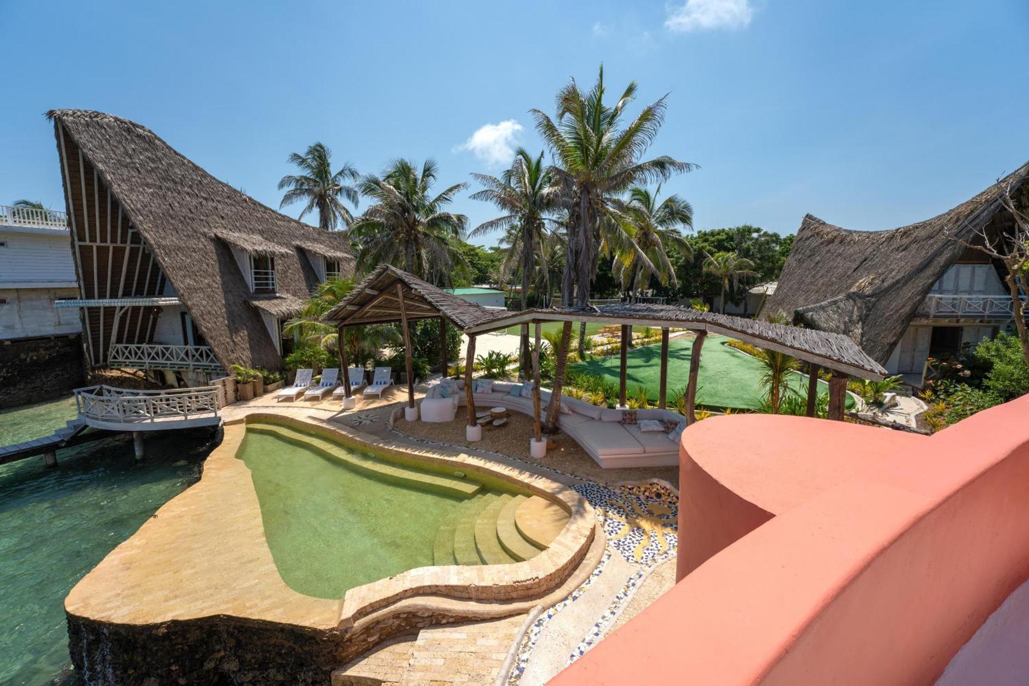 Isla Matamba Hotel