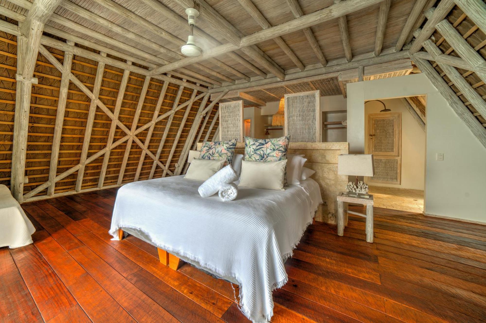 Isla Matamba Hotel 5*