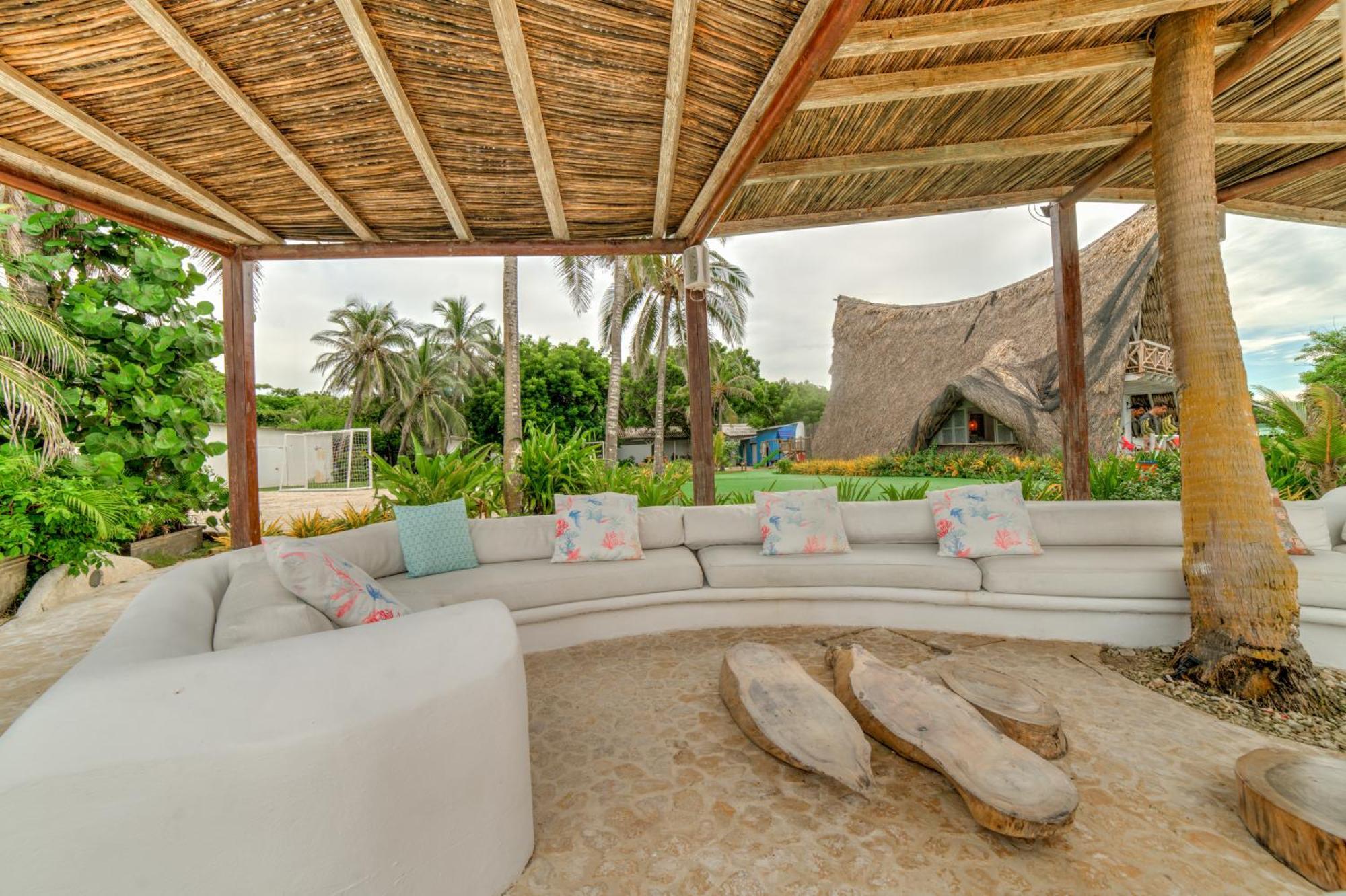 Isla Matamba Hotel 5*