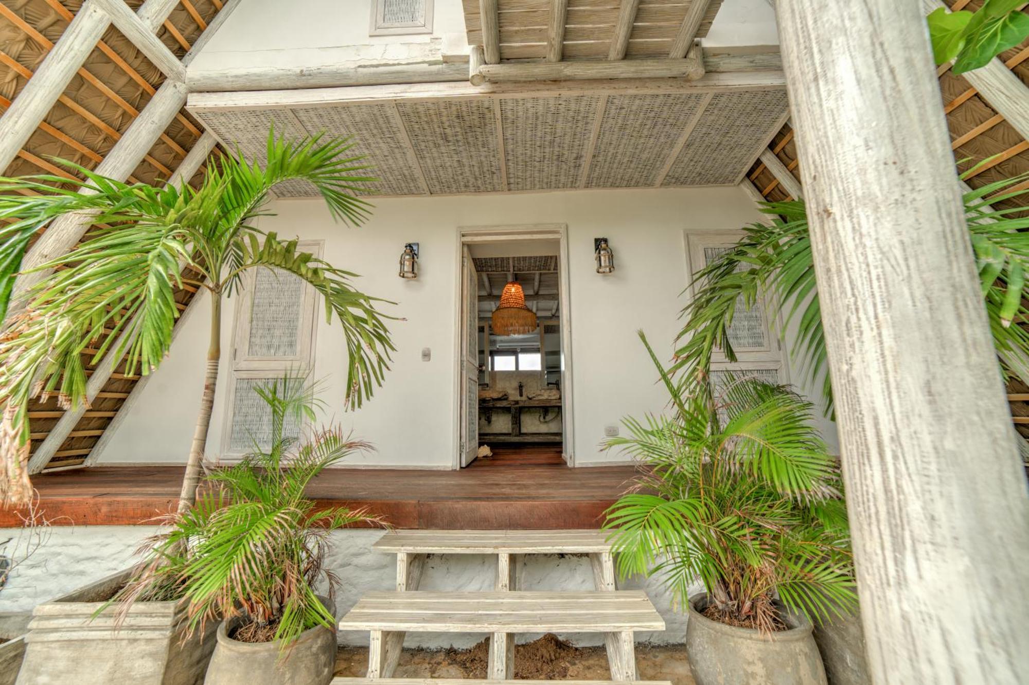Isla Matamba Hotel 5*